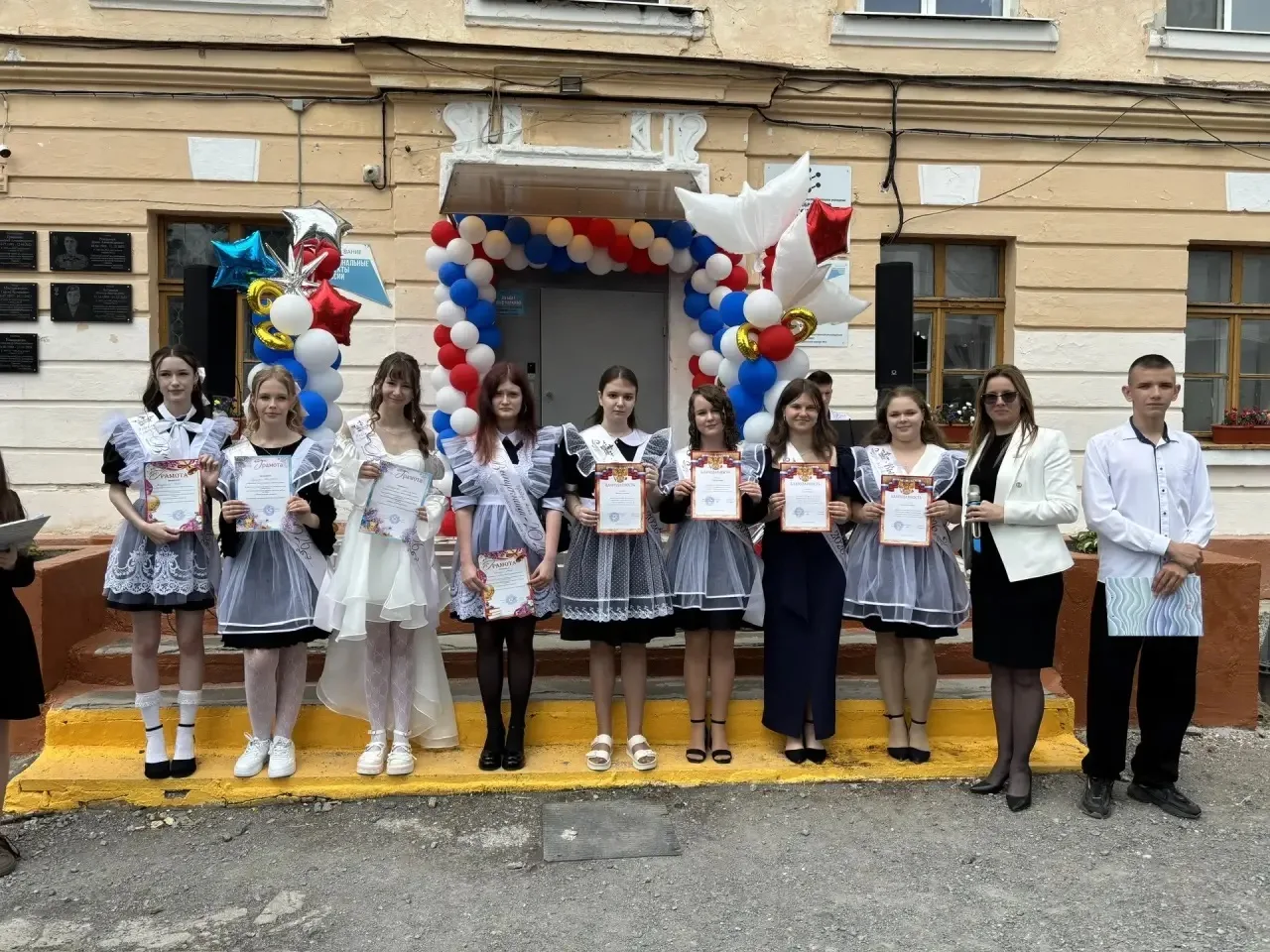 ⭐️ Важное мероприятие!!!  💐26 мая на базе МБОУ ЦО «Притяжение» корпус 2 состоялась торжественная лин