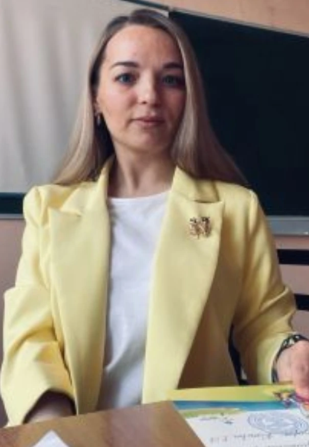 Позд-рав-ля-ем с днём рождения 🌸🌸🌸 Анастасию Алексеевну Карпенко!!! 🎂🥳 

Анастасия Алексеевна, 