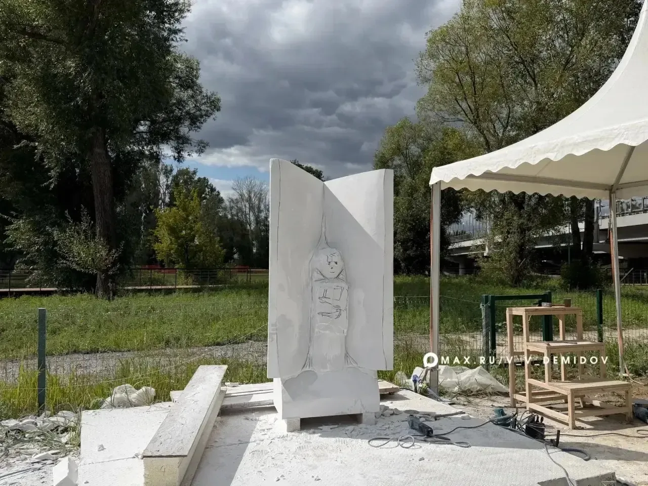 Второй симпозиум скульпторов стартовал в Белгороде