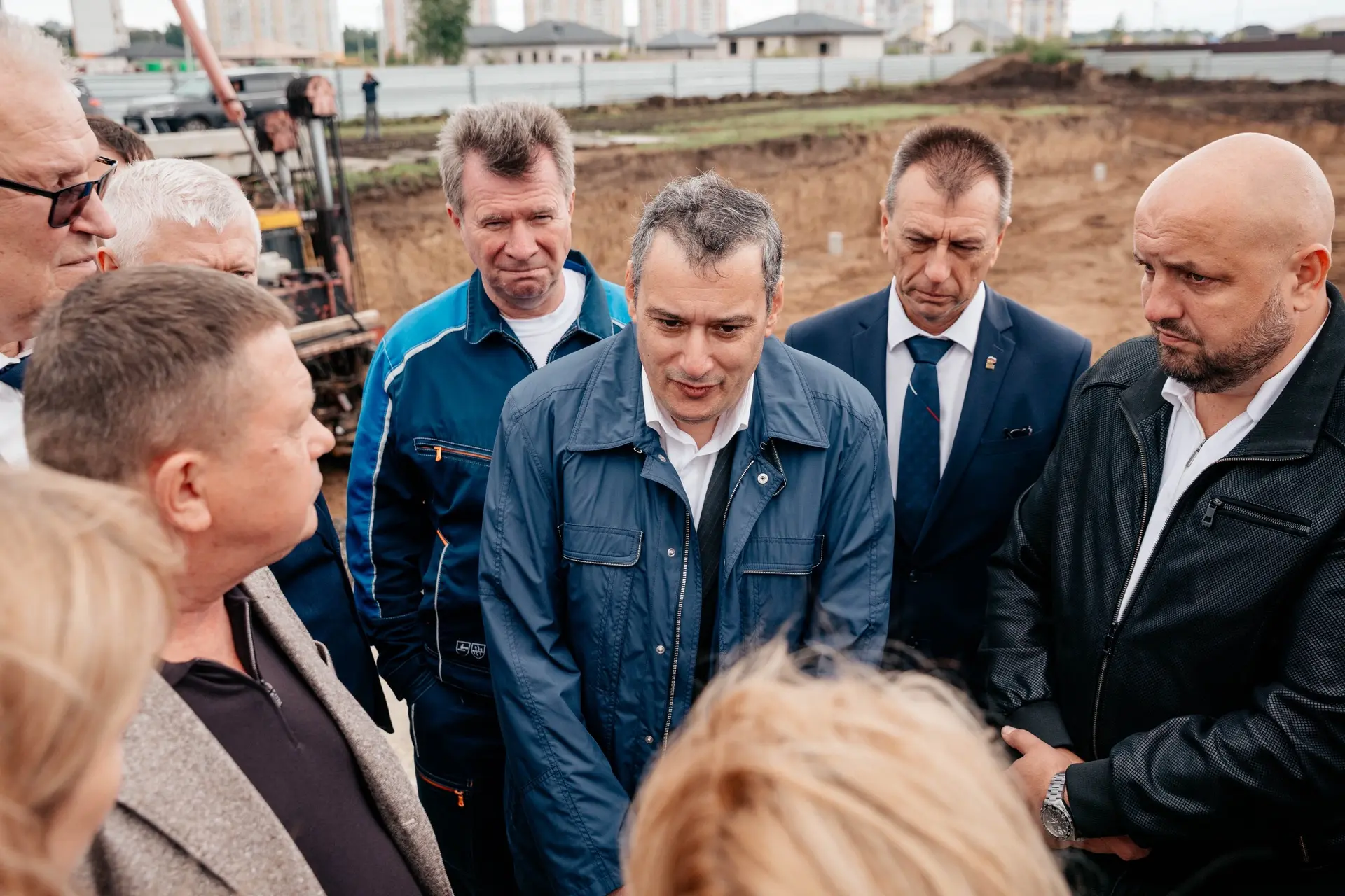 🏗️ Работая в Курчатове, заехал на ещё одну масштабную стройку — нового жилищного комплекса, который