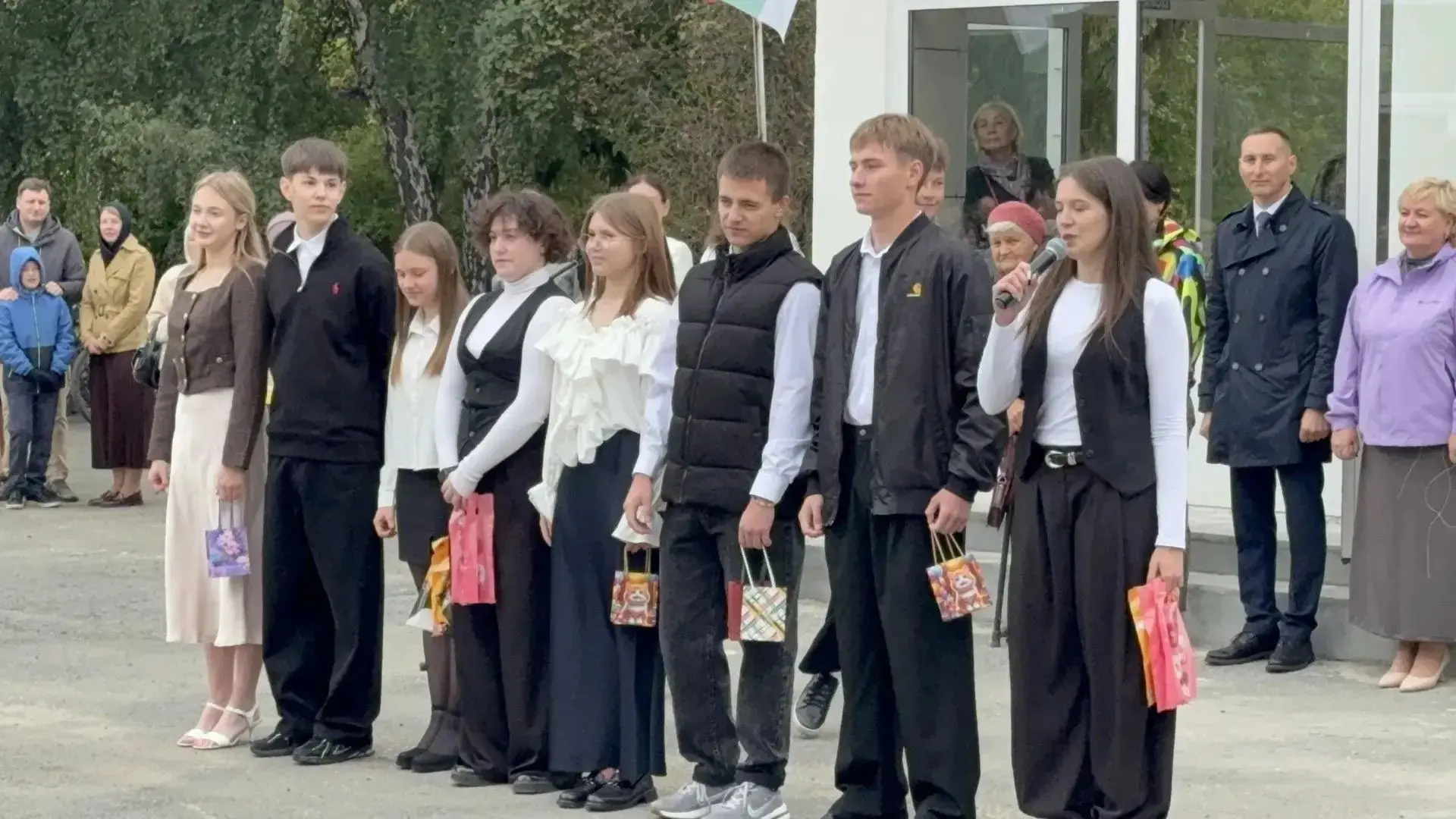Снова за парты: как Лесниковский лицей встретил 1 сентября 🎒📚