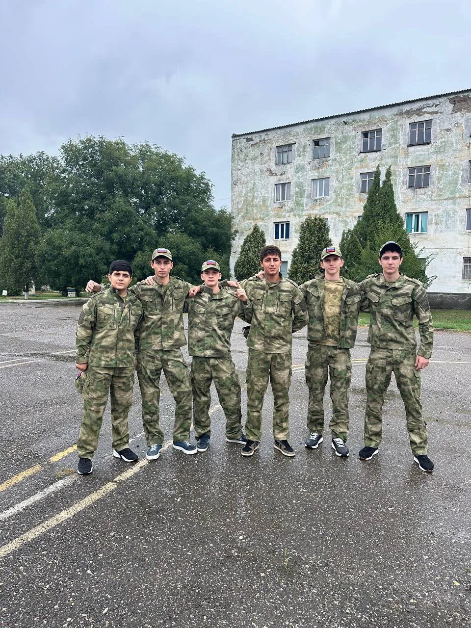 Будущие защитники в деле!