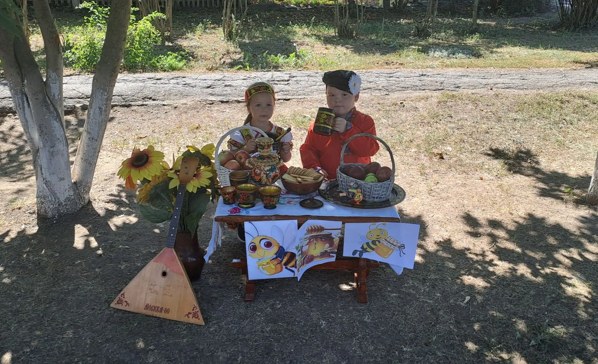 Яблочный Спас в мл. средней группе "Звёздочки"  — это добрый народный праздник. На нем ...