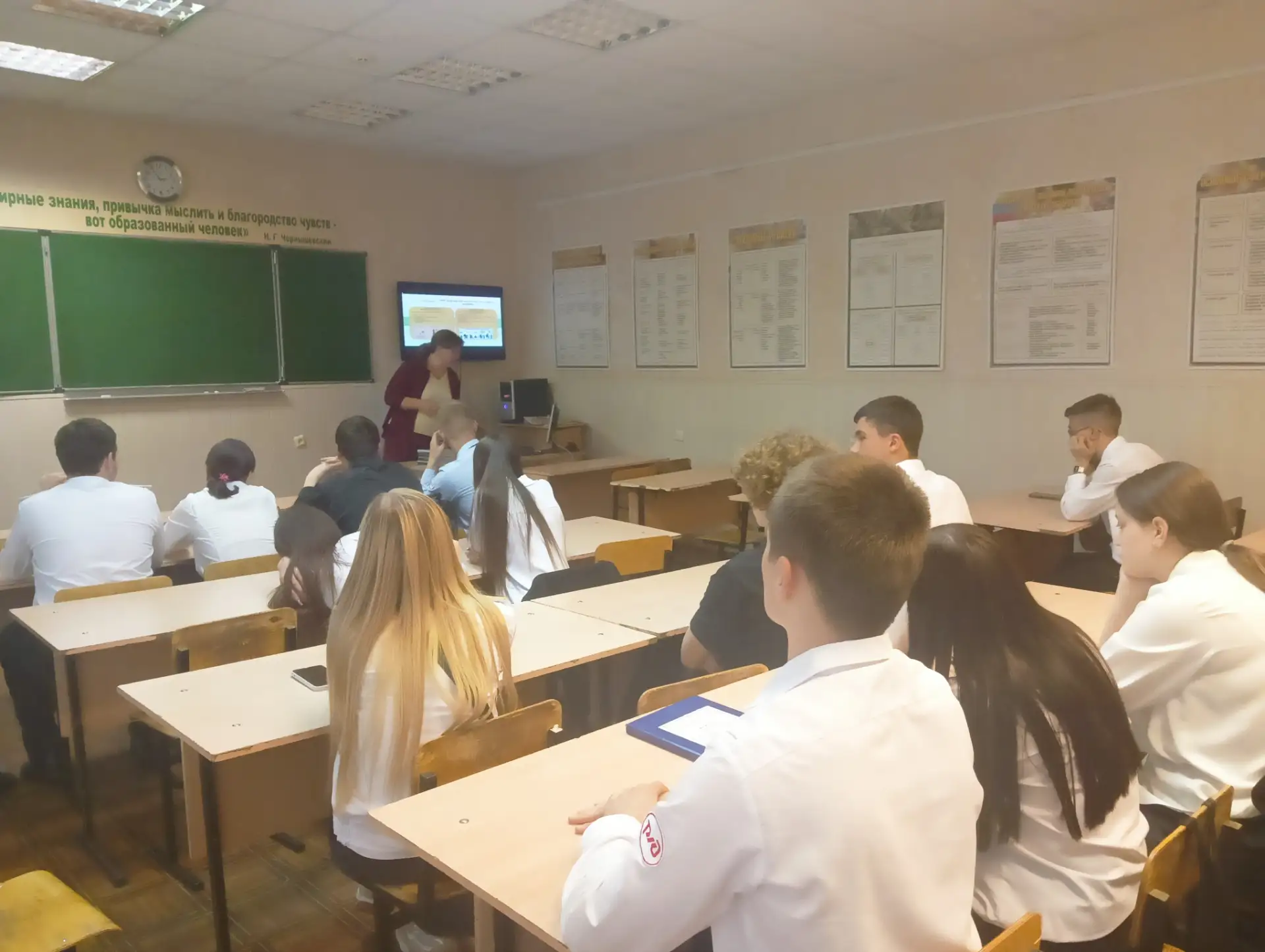 На днях в группе ВЭПХ-252 состоялась важная встреча с медицинским психологом БУЗ ВО "ВЦОЗСиР" Макаро