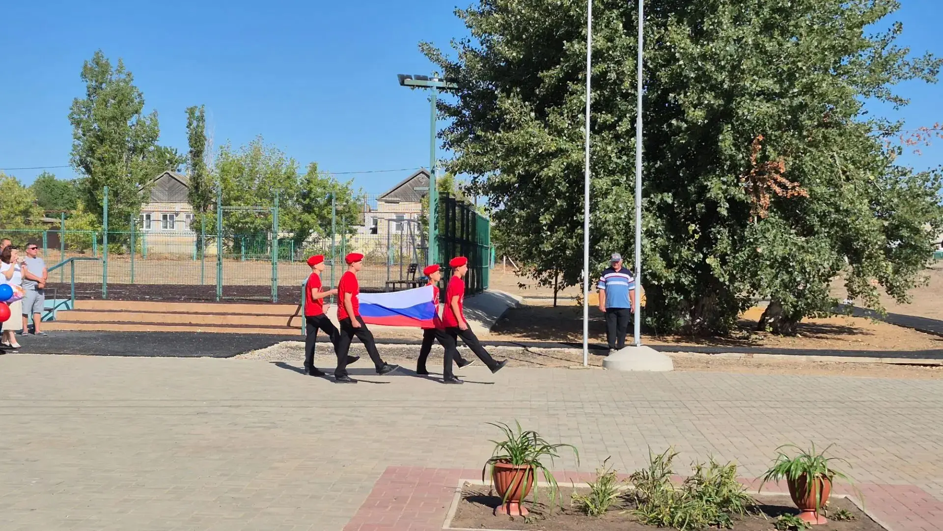 🔔 Первый звонок прозвенел! С Днём знаний!🔔
