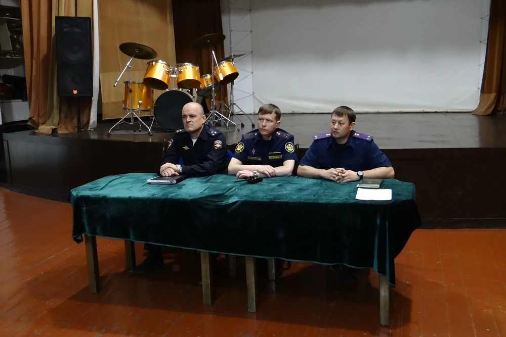 На базе ИК-3 ГУФСИН России по Иркутской области состоялась рабочая встреча начальника учреждения Сер