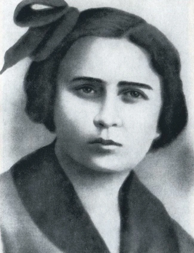 Ноябрь 1941 года. Немецкие войска занимают город Симферополь. Город, который еще недавн...