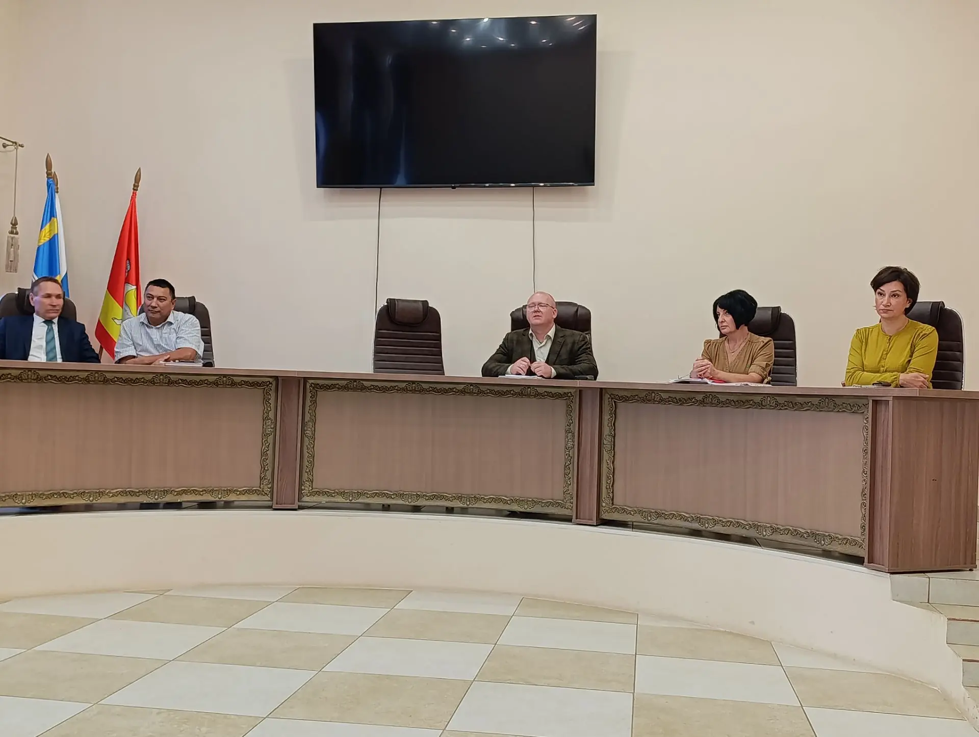 Сегодня, 24 августа 2026 года, состоялось совещание руководителей, провел которое глава...