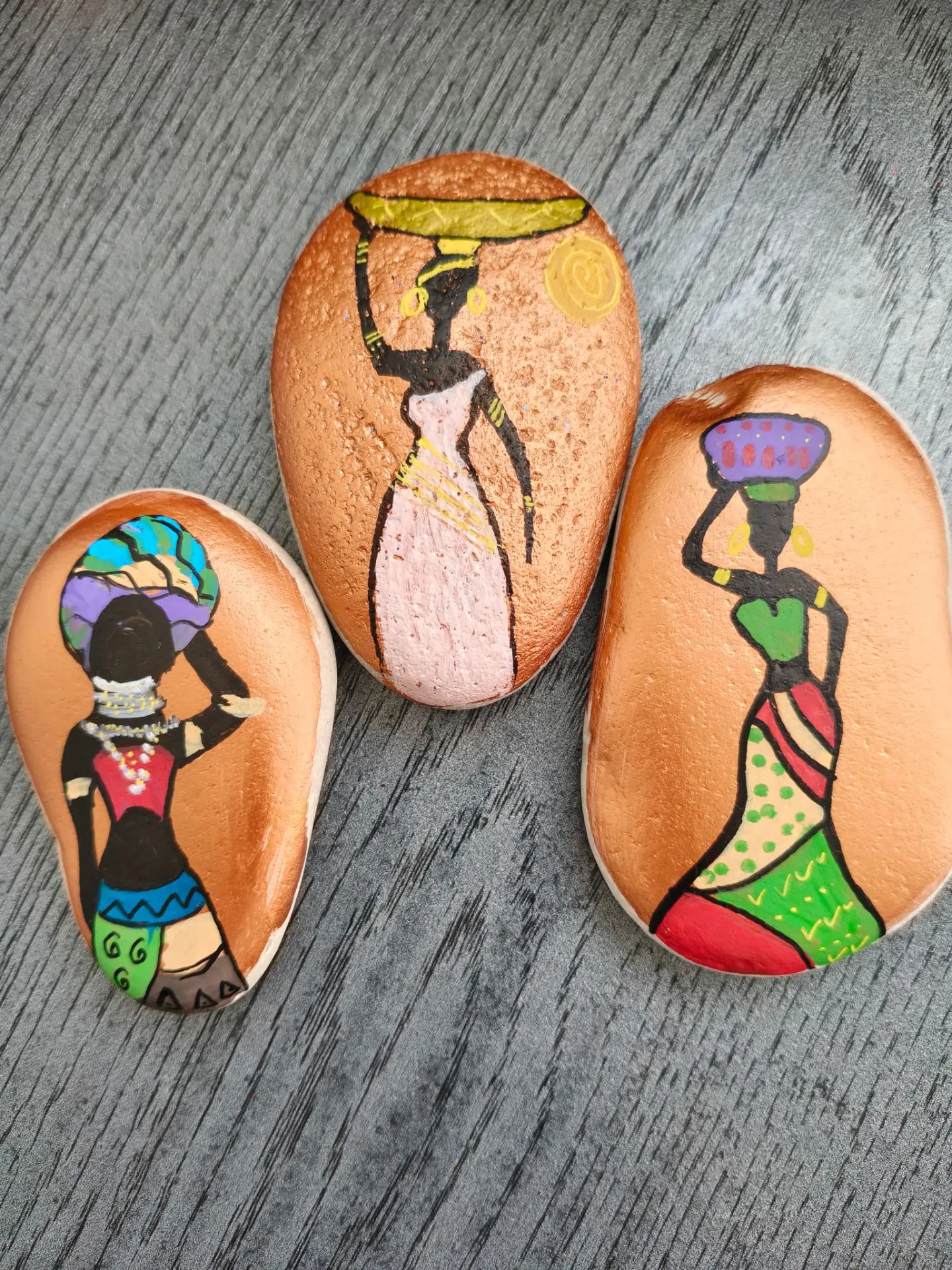 🎨 Услышьте голос Африки в каждой гальке!
