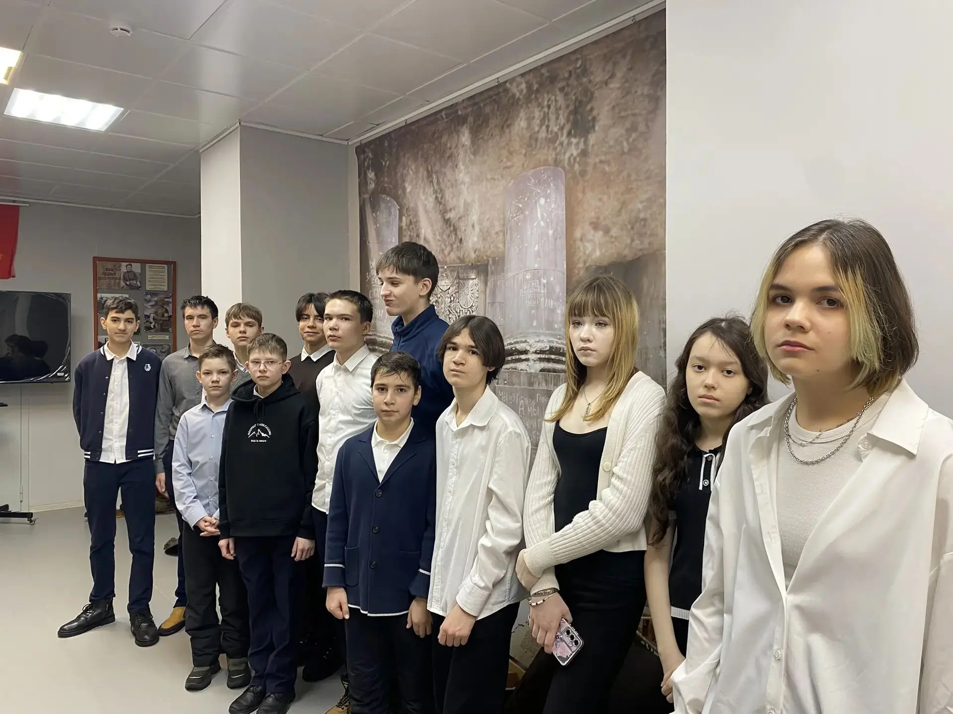 Экскурсия и урок мужества в Сургутском центре патриотического воспитания «Саланг» В рамках месячника