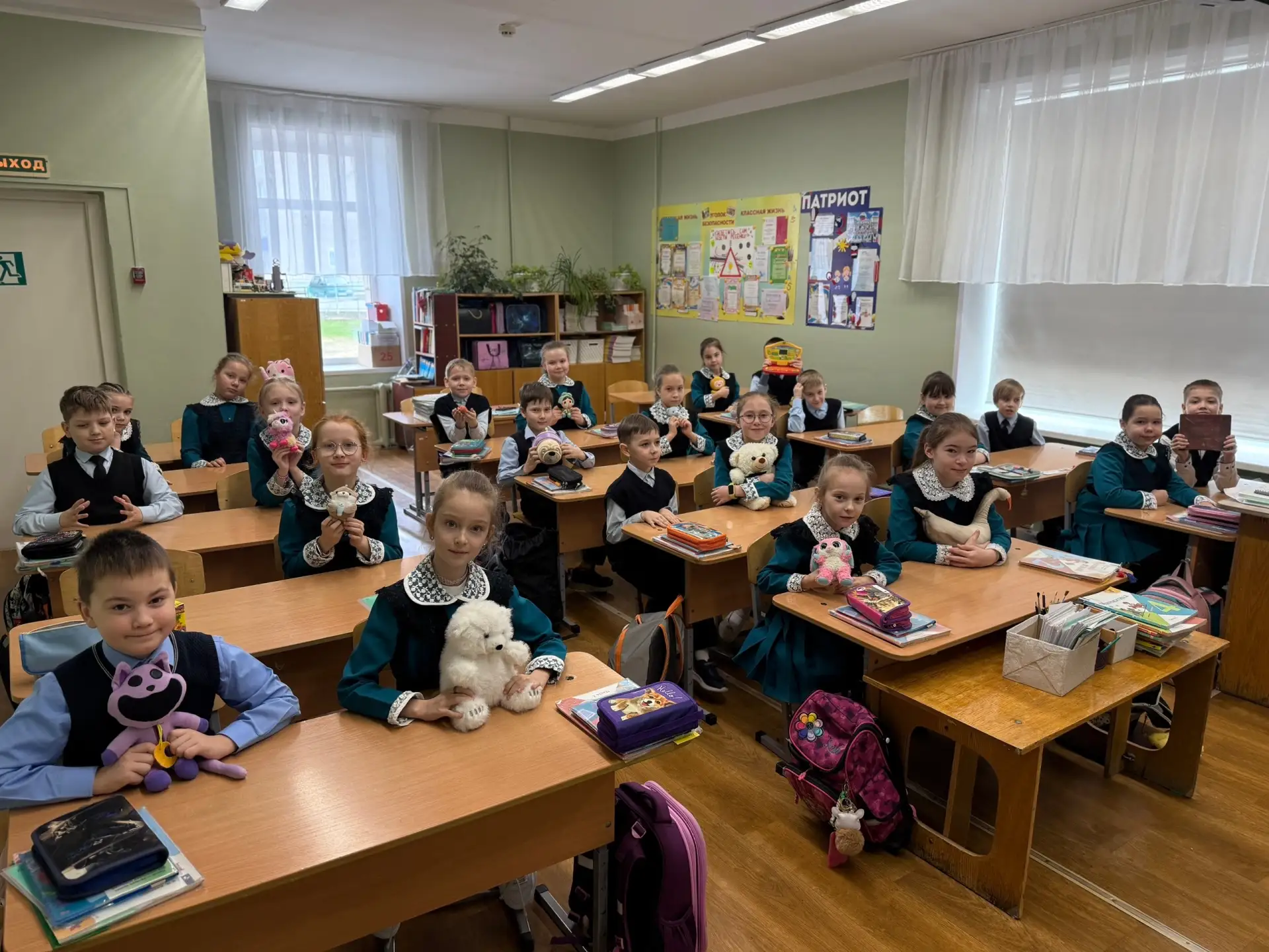 НЕДЕЛЯ ПСИХОЛОГИИ  Стартовала ежегодная неделя психологии в начальном звене школы, и первым её ярким