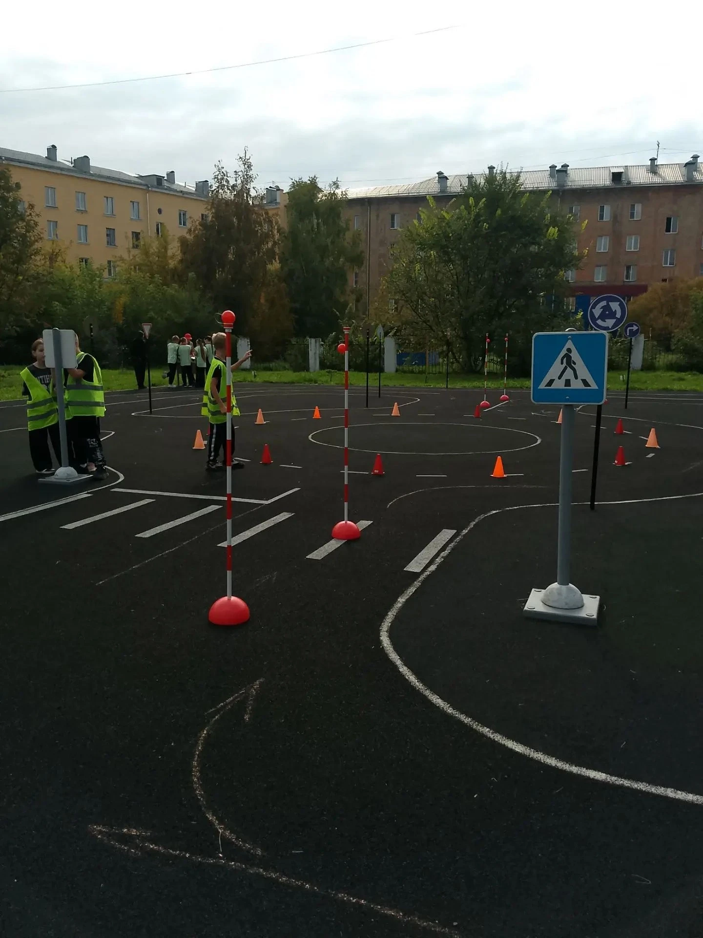 🛴 Серебряный финиш на скорости! Команда ЮИД «Зебра» — 2 место в городском конкурсе «Мо...