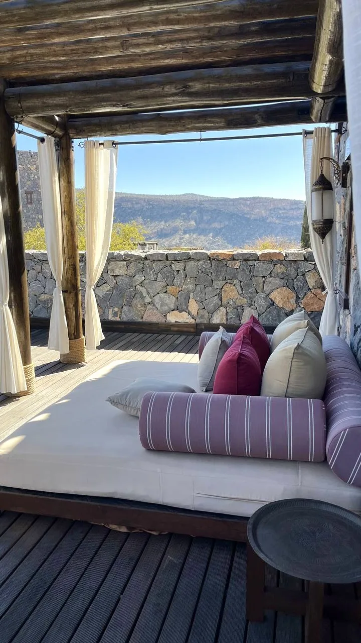 ✈️ Оман: Побег от цивилизации на высоту 2000 метров

💫 Добро пожаловать в Alila Jabal Akhdar 5* — о