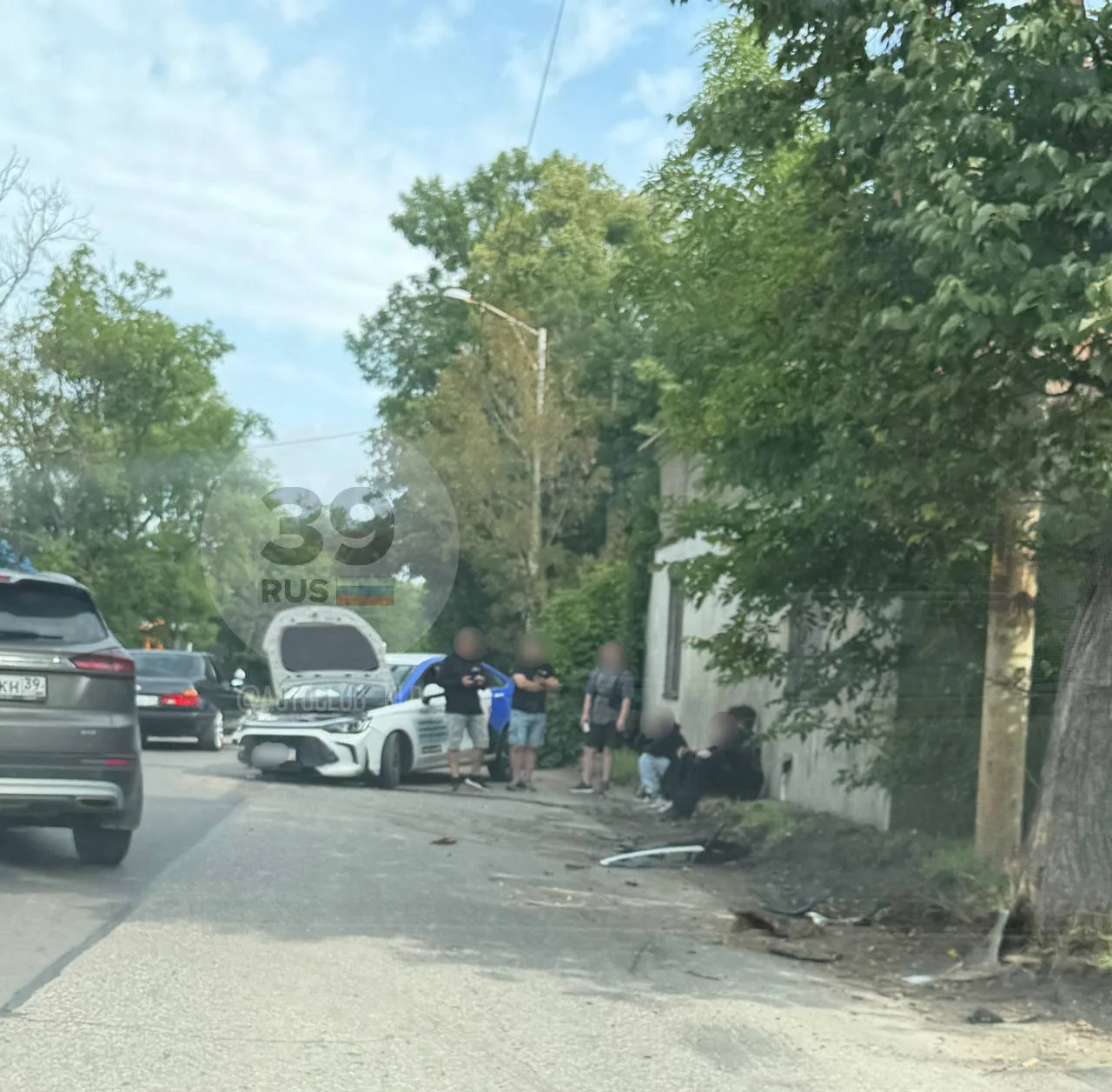 Недоброе утро на Аллее Смелых, рядом с ул. Карамзина авария 😳