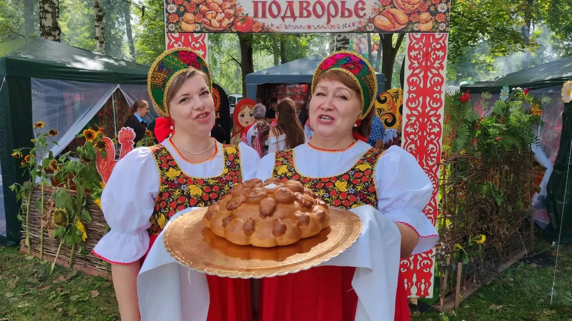 В Год единства народов укреплять это самое единство надо едой. Так посчитали в Ромодано...