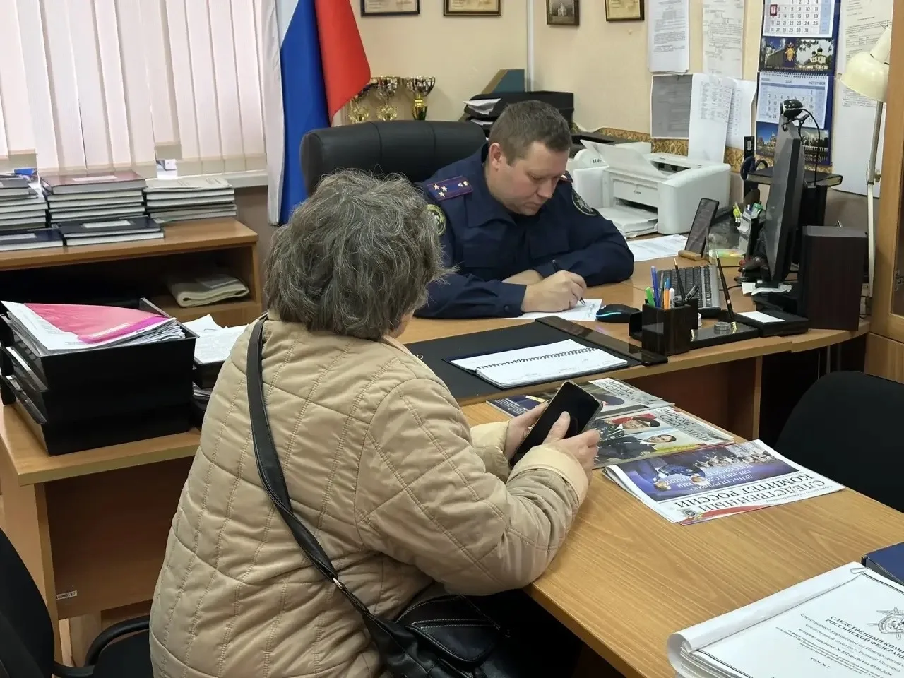 Руководитель Новгородского межрайонного следственного отдела провел личный прием жителе...