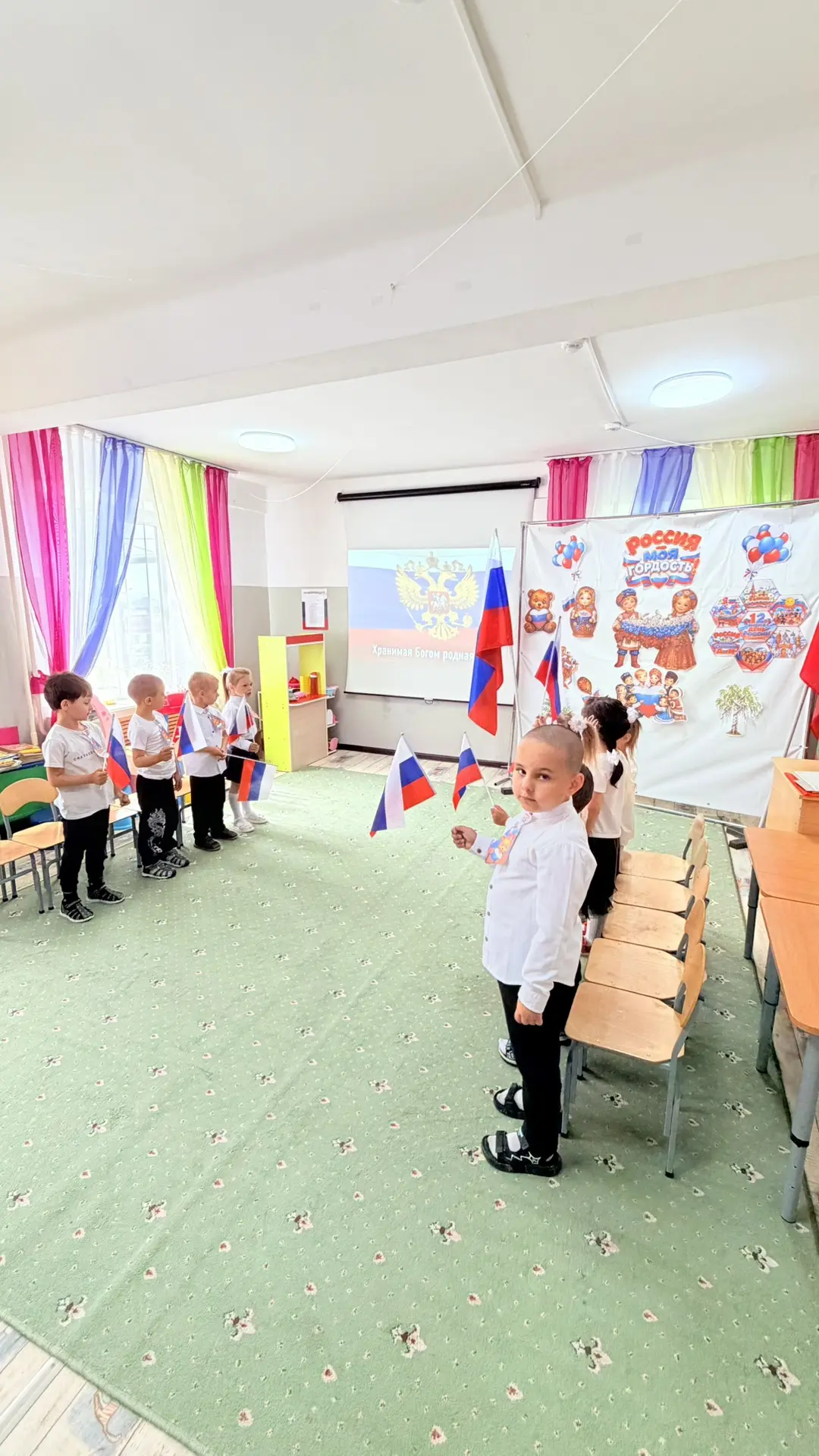 🇷🇺 День России в нашем детском саду!

В нашем детском саду с радостью и гордостью отметили один из