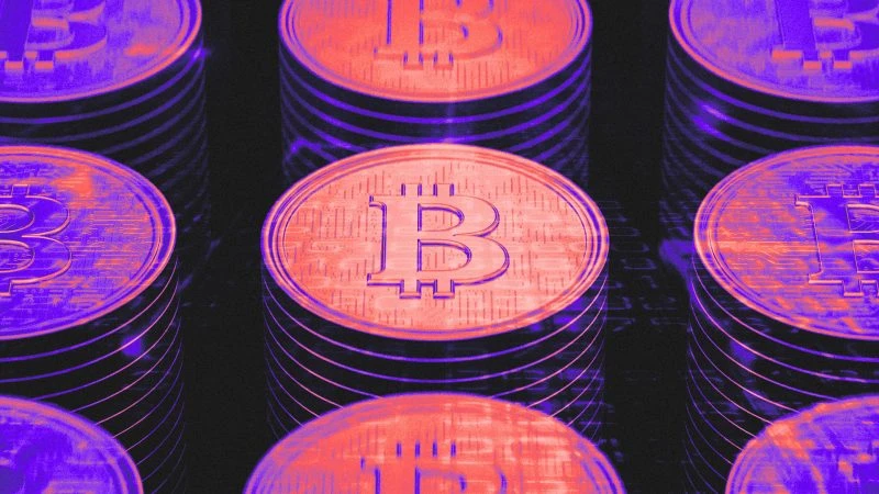 💰 Приток в спотовые BTC-ETF $211,5 млн — аналитики видят признаки дна