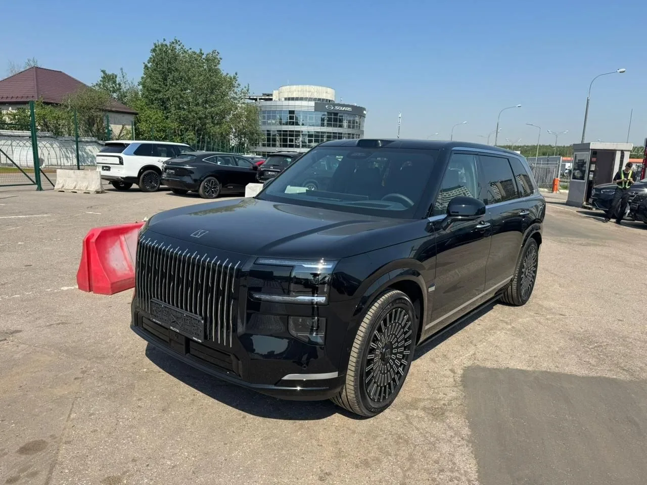 Авто в наличии со всеми документами 

Zeekr 9x Ultra — 2 л, 898 л.с., гибрид, аккумулятор 70 кВт/ч. 