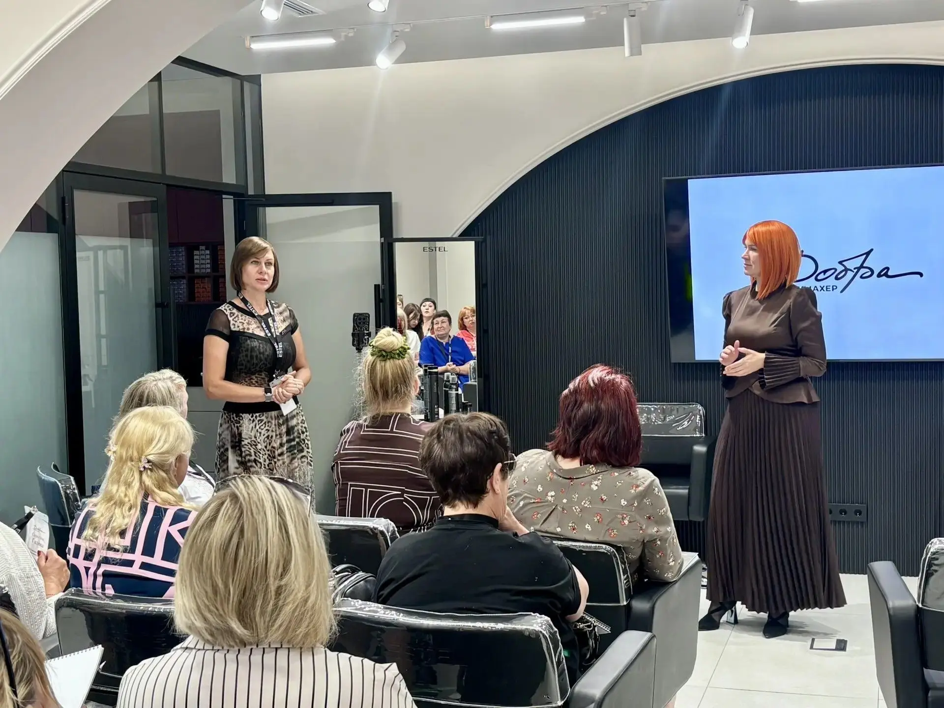 Парикмахер, Ирина Вайцель Русско-Полянского комплексного центра стала участником уникального проекта