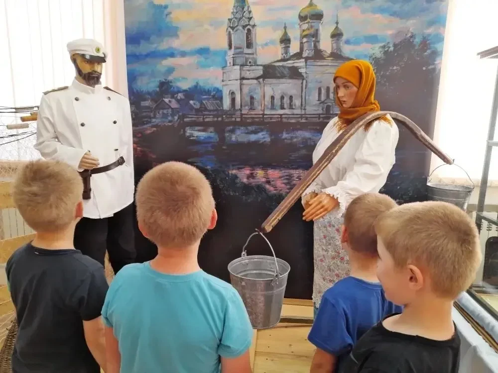 🗺️Путешествие в прошлое: как жили в старом Тюкалинске.

📌 9 июня ребята из подготовительной группы