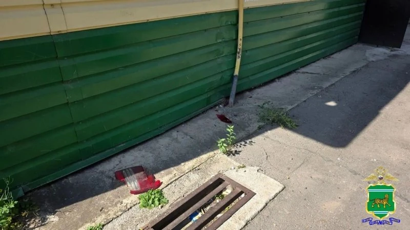 Снес трубу, оставил без газа весь дом и сбежал с места ДТП «бесправный» водитель в ЕАО
