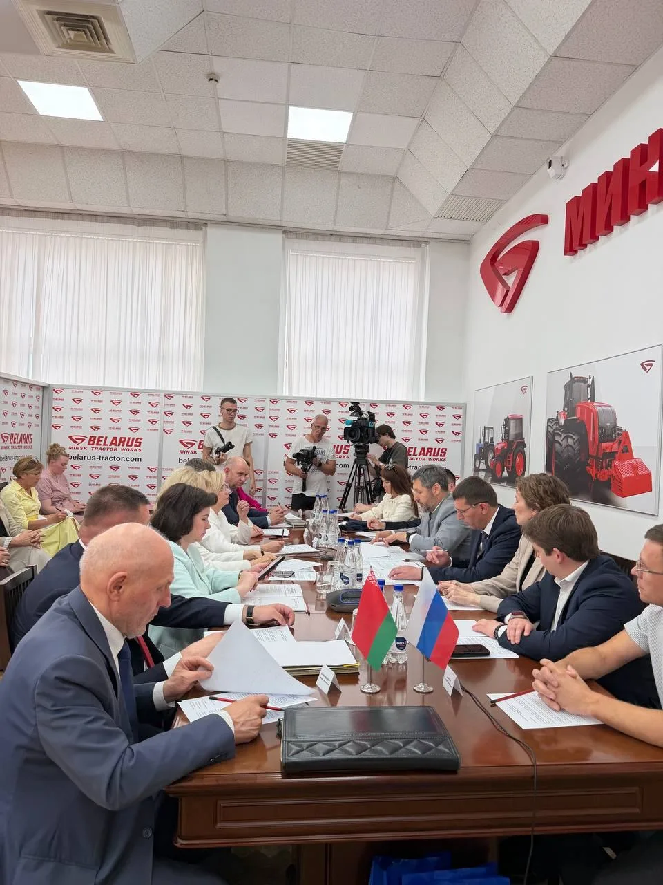 Татарстан и Беларусь обсуждают кооперацию в сфере легкой промышленности
 
🇧🇾В Минске прошел круглы