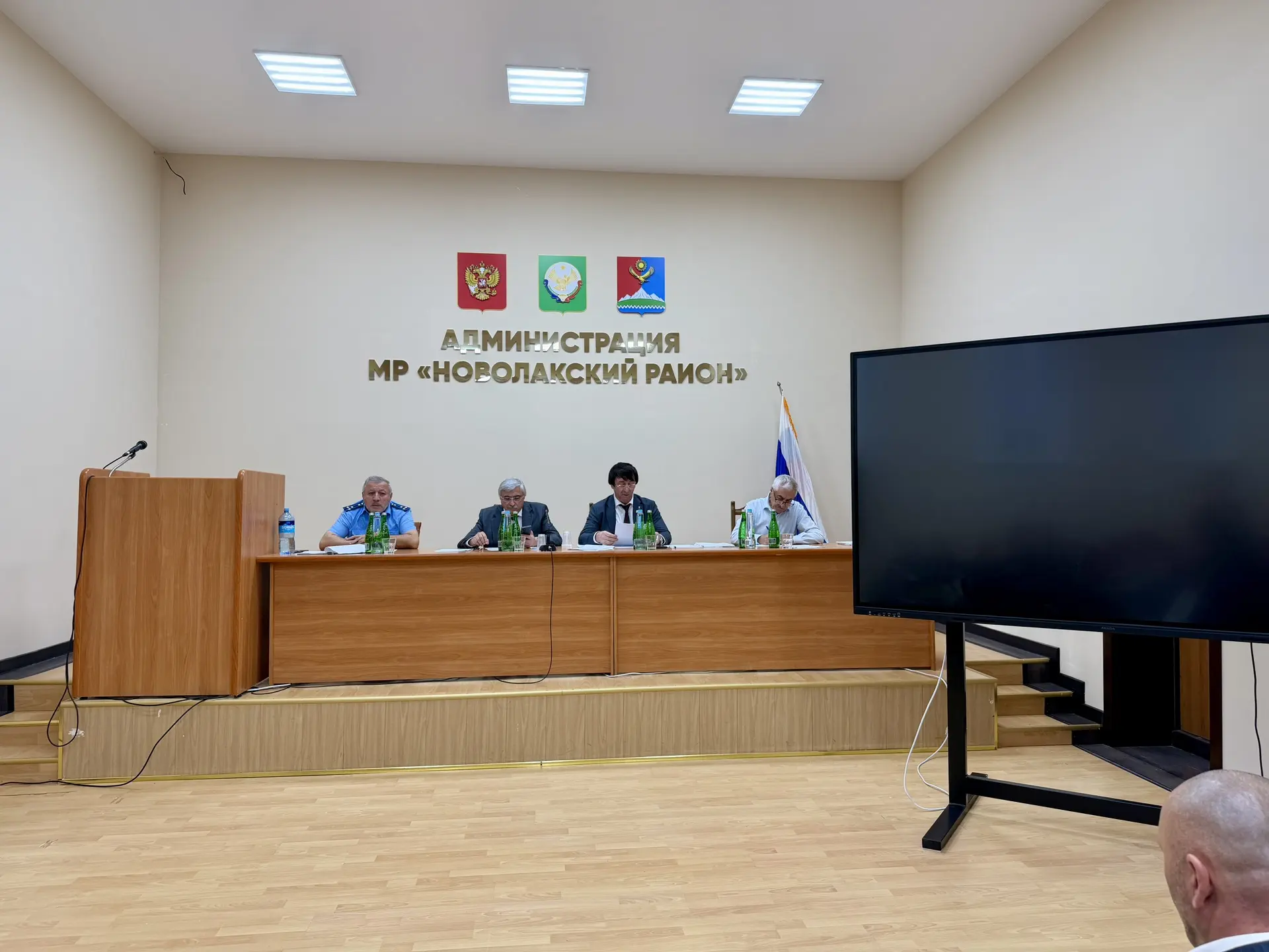 📃В Новолакском районе прошла сессия районного Собрания депутатов