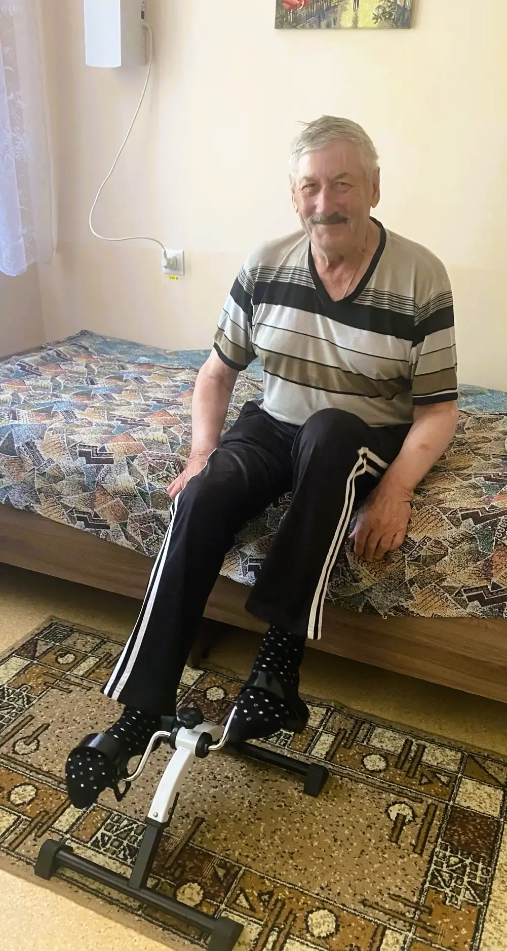 🚴‍В нашем доме появилось новое увлекательное и полезное занятие — тренировки на велотр...