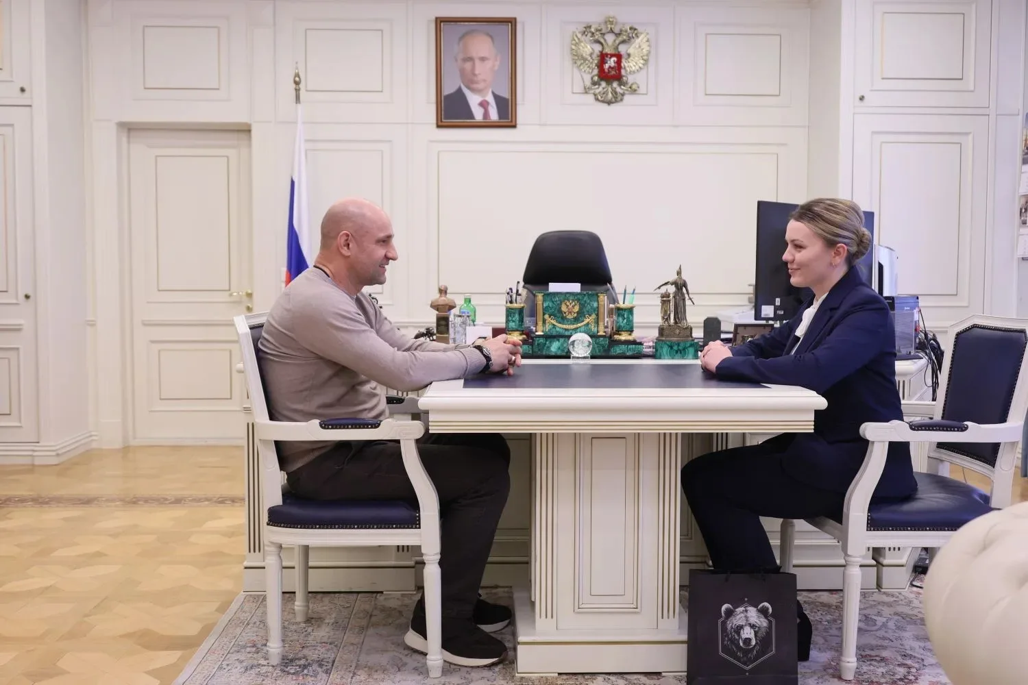 🤝 Рад встретить на Урале мою однокурсницу по программе "Время героев" Дарью Светяш. Она приняла важн