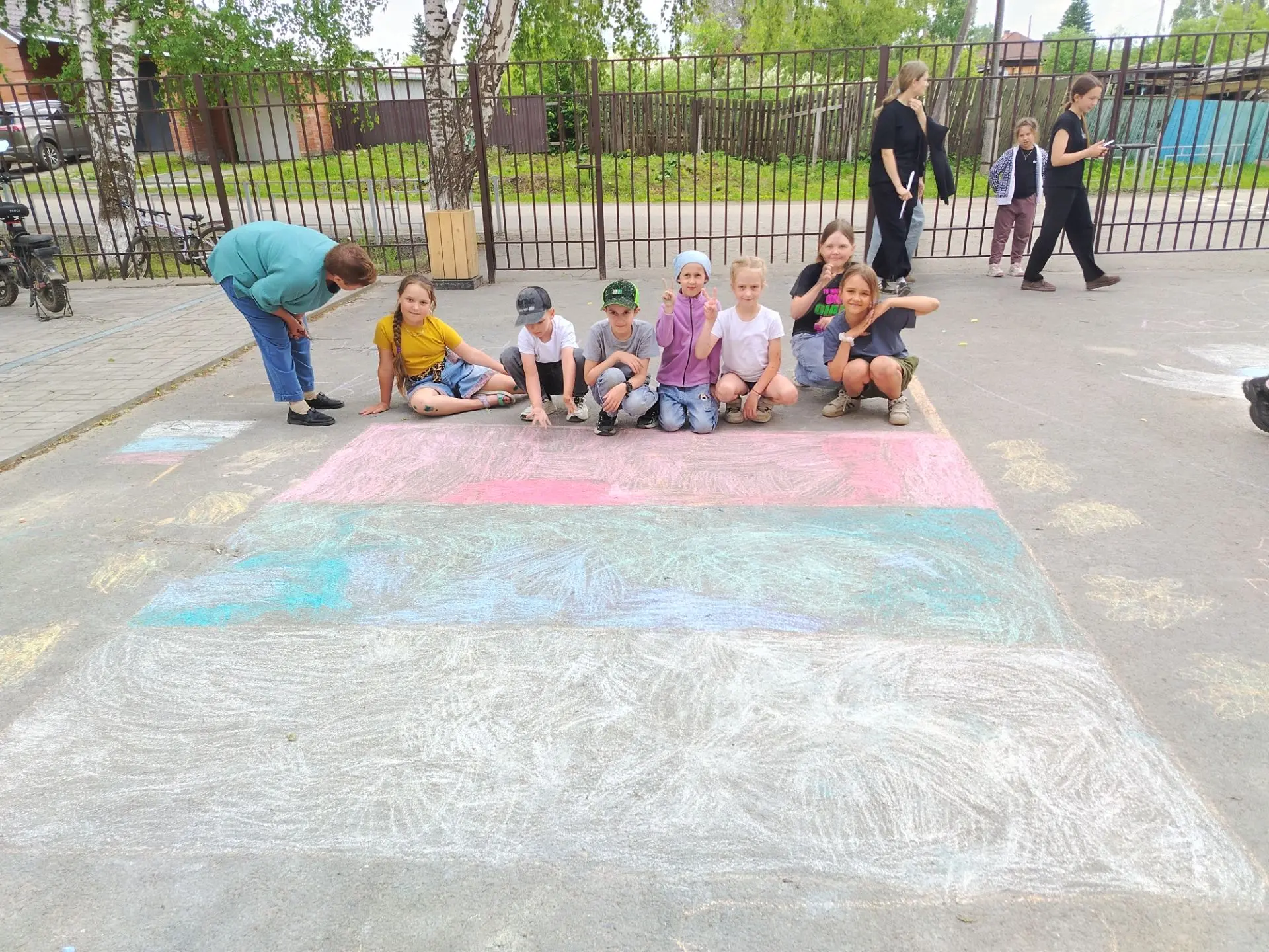 🇷🇺 Моя Родина — Россия! 🤍💙❤️

Сегодня для ребят из пришкольного лагеря мы провели невероятно ярк