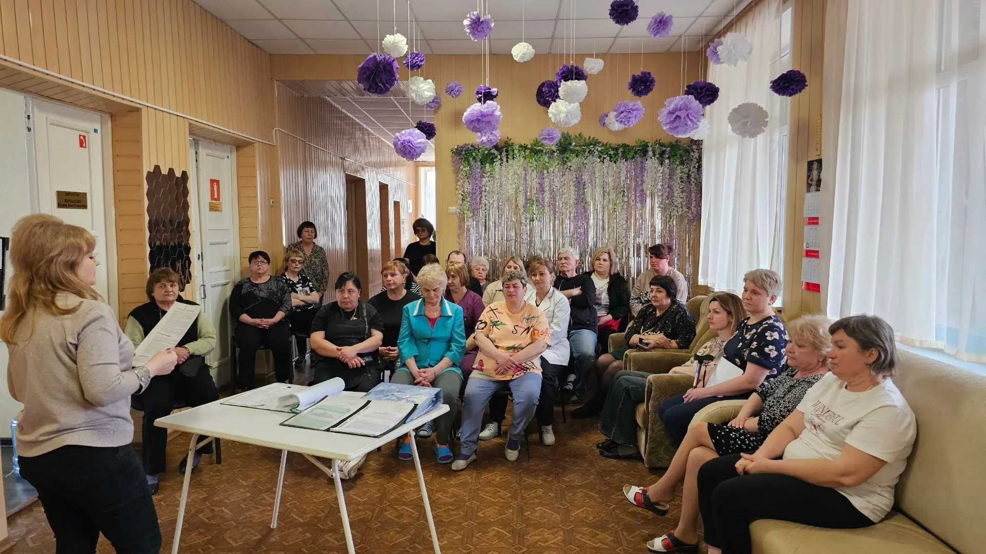 ❗В ГБУСО КЦСОН города Енакиево прошла лекция по антикоррупционной тематике