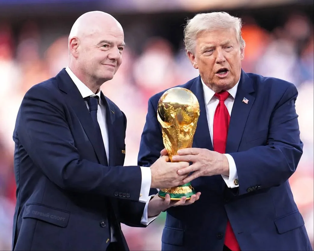 Дональд Трамп планирует выдвинуть главу ФИФА Джанни Инфантино на пост генсека ООН

Президент США впе