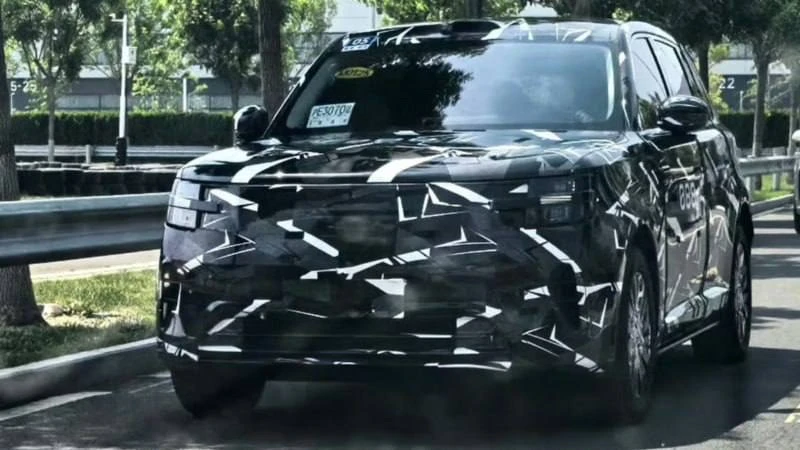 Xiaomi выходит в сегмент гибридов с новым автомобильным брендом Sky Nomad

Компания официально подтв