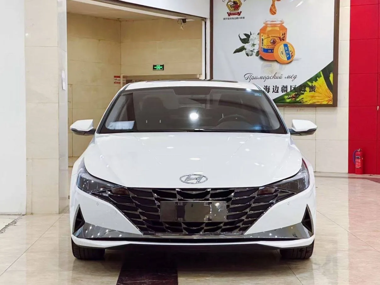 🛞HYUNDAI ELANTRA
