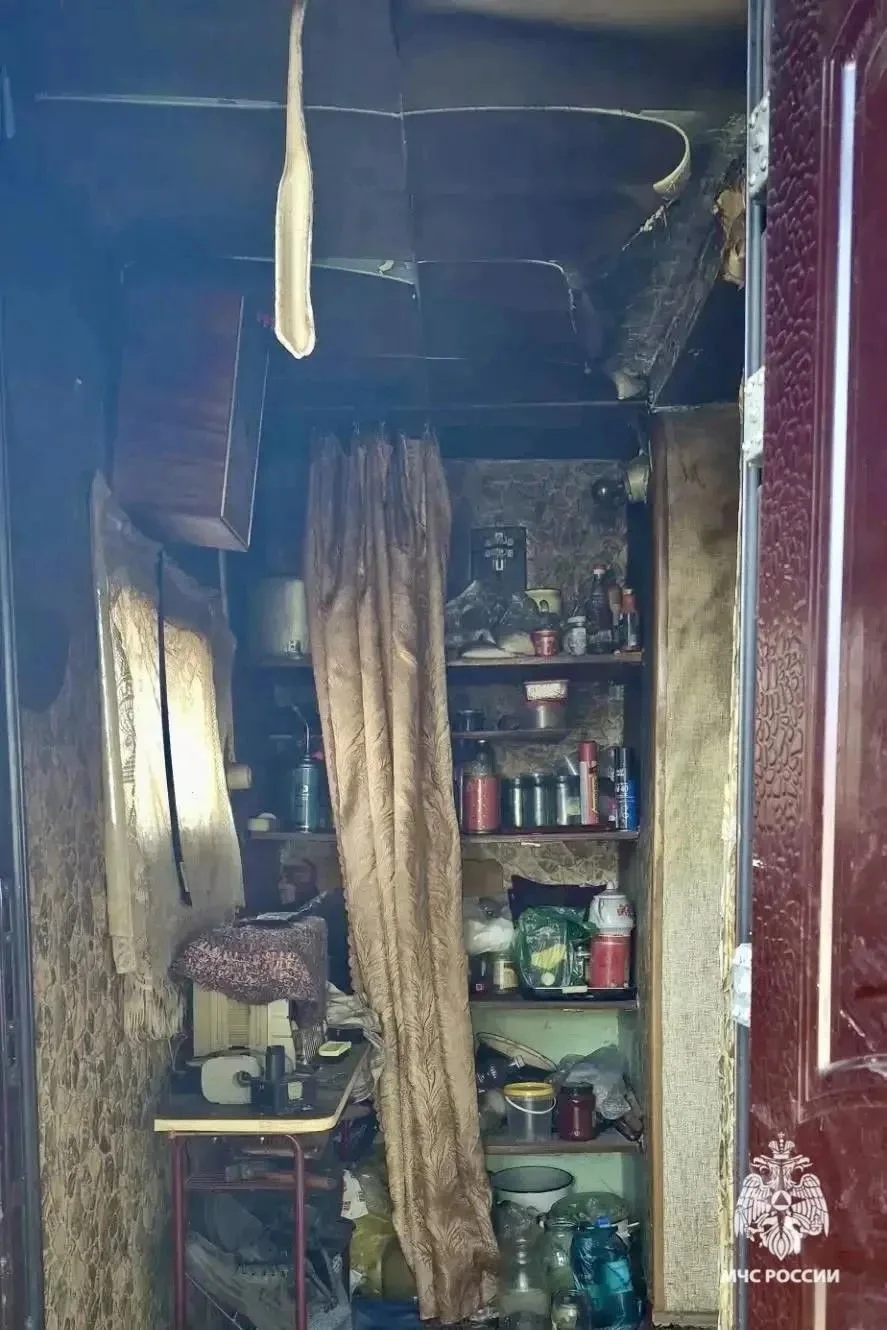 ⚡️В Будённовском округе при пожаре в жилом доме пострадали трое