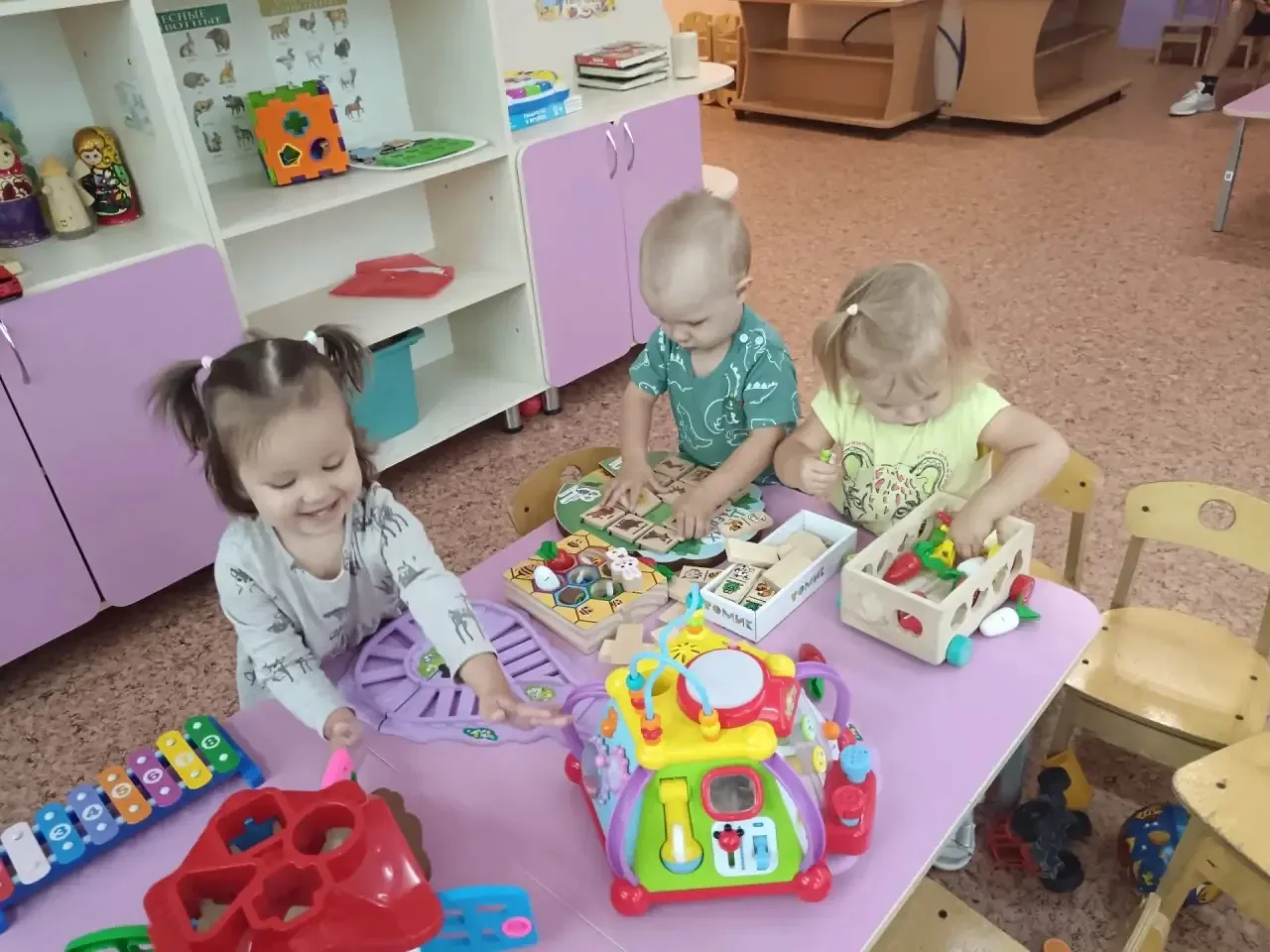 Адаптация в самом разгаре! 🧸 Для малышей всё пока немного непривычно, но игра творит ч...