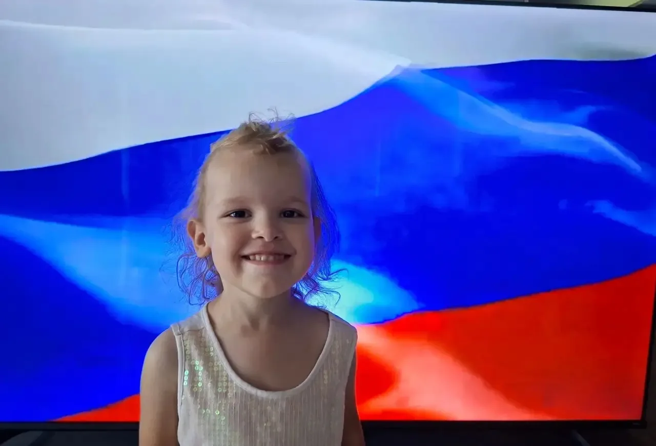 🇷🇺Воспитанники нашего детского сада присоединились к Всероссийской акции «Цвета Родин...
