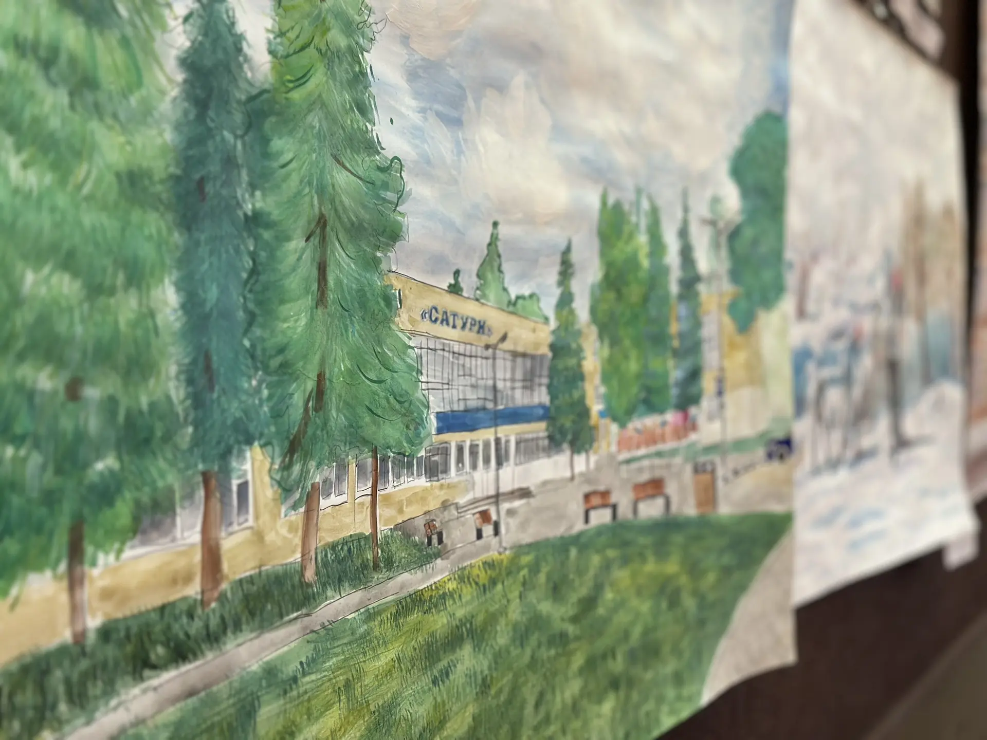 🎨 Уже посетили выставку «Тебе, мой город»?