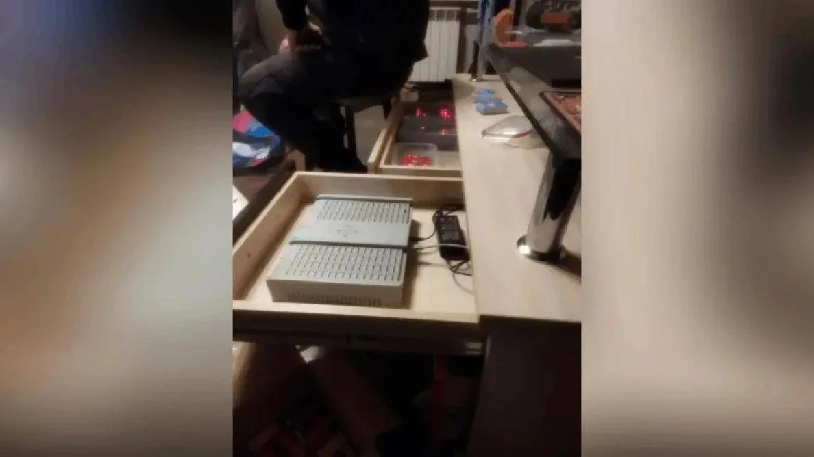 Подпольную АТС мошенников выявили в Рязани