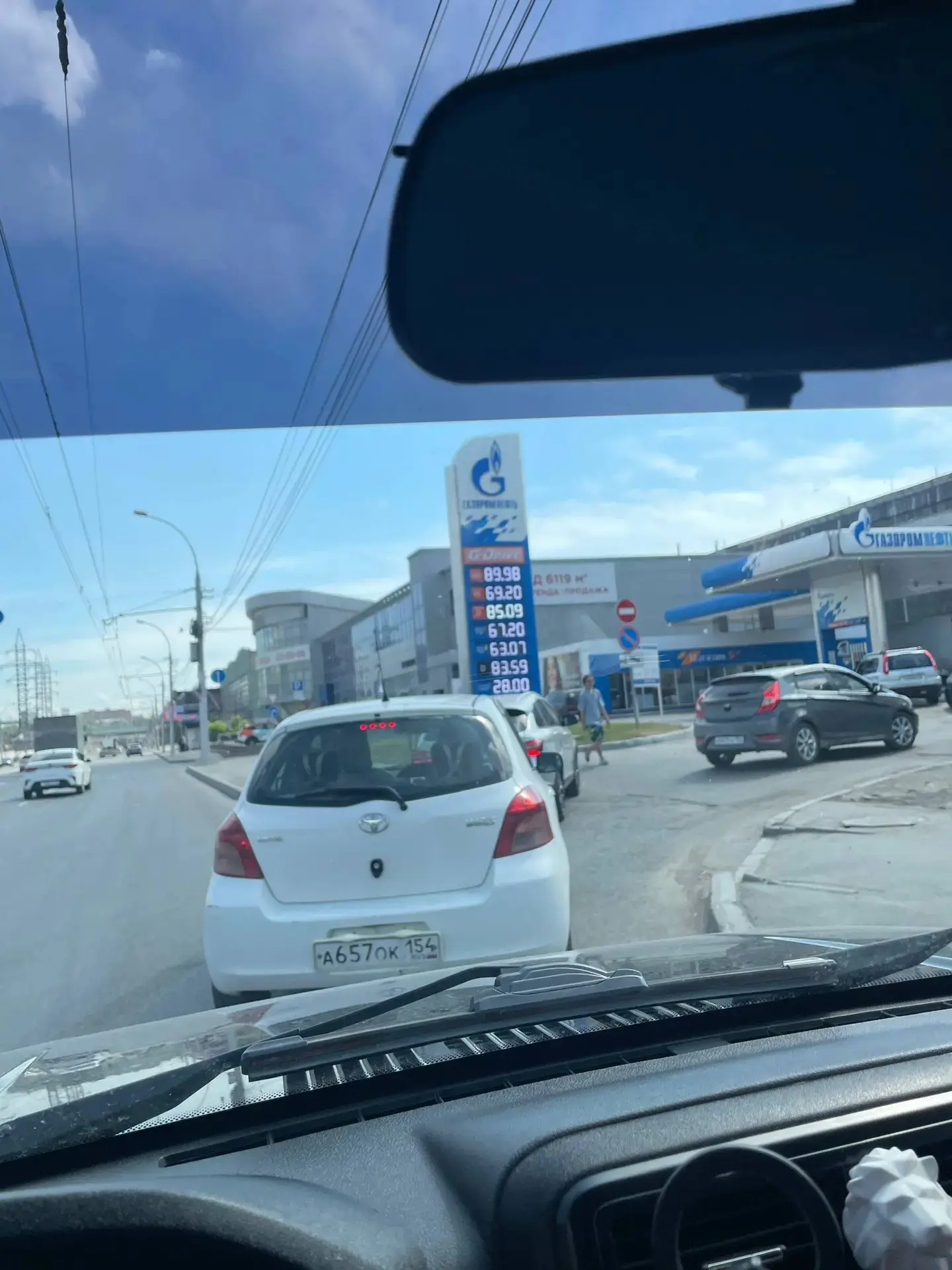 Большие очереди на заправках