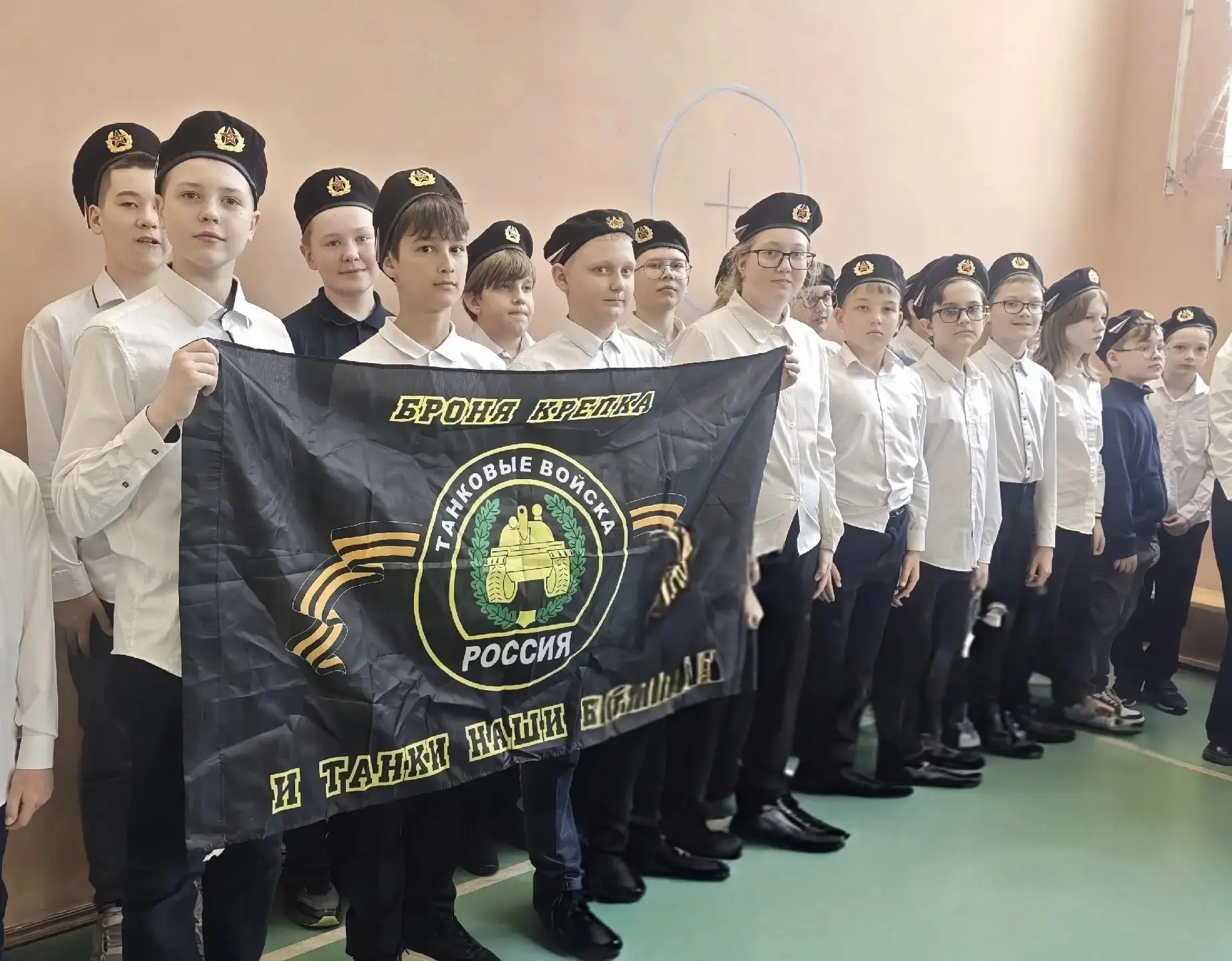 🕊️ В преддверии Дня Победы в школе прошли патриотические мероприятия  🎗Накануне великого праздника 9