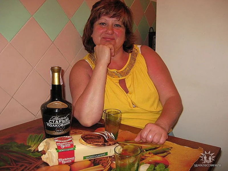 👩 Ася , 64