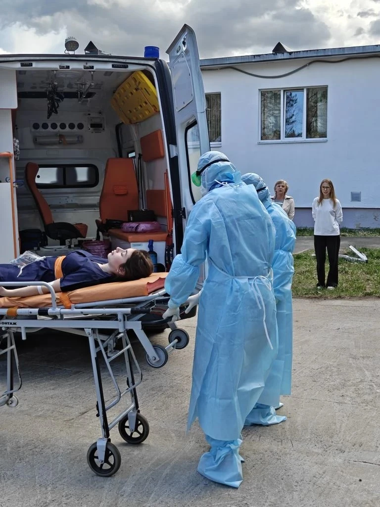 Учебный процесс обретает настоящую силу лишь тогда, когда он подкреплён регулярными уче...