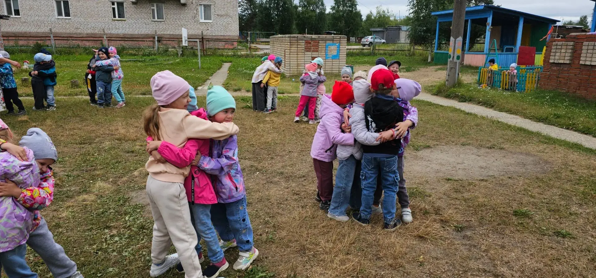 🎉 День Ягодника в нашем детском саду! 🎉

22 июля по народному календарю — День Ягодника! 🍓✨ И мы 