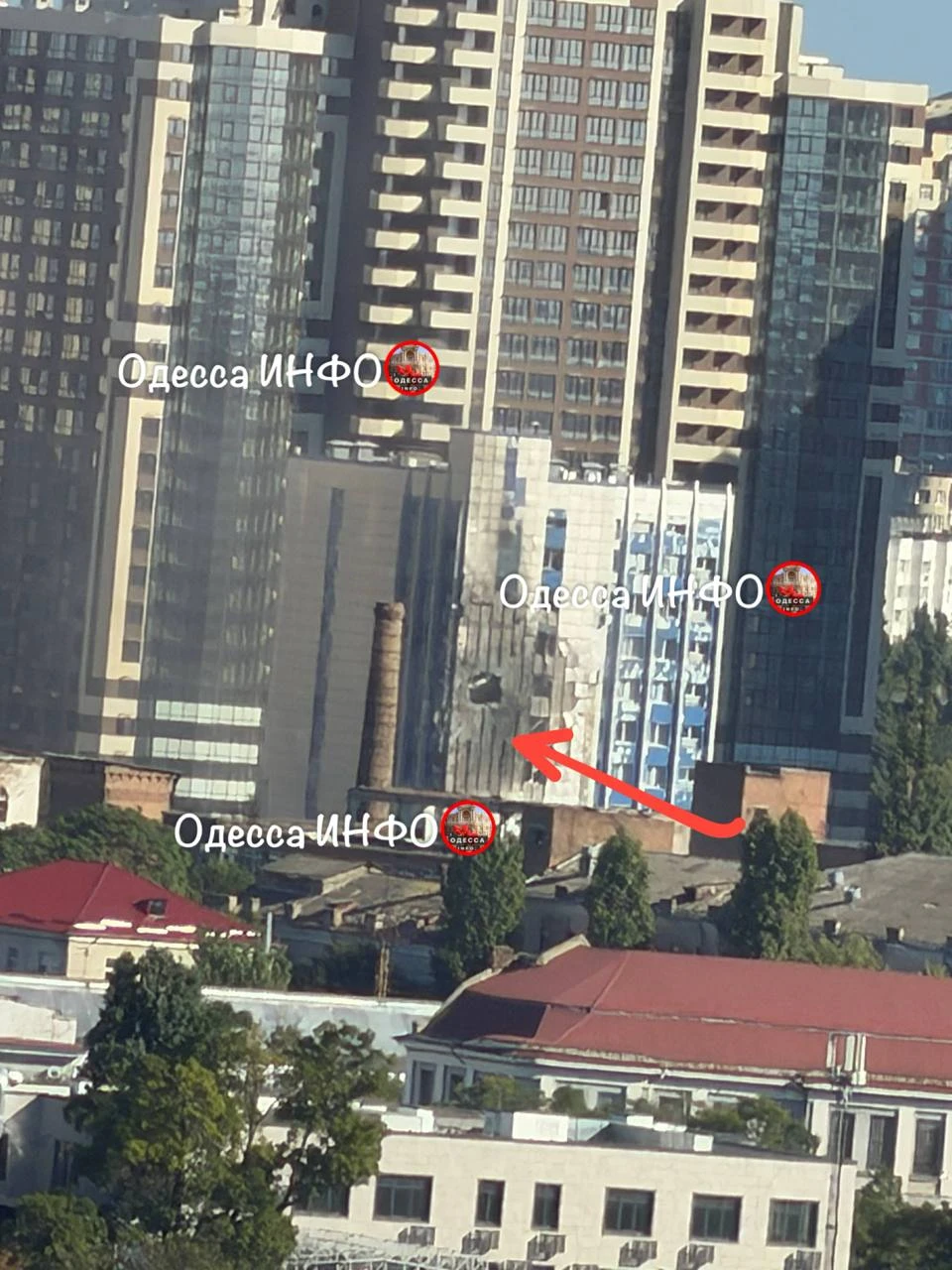 В Одессе дрон прилетел точно по зданию "Укрзалізницы"