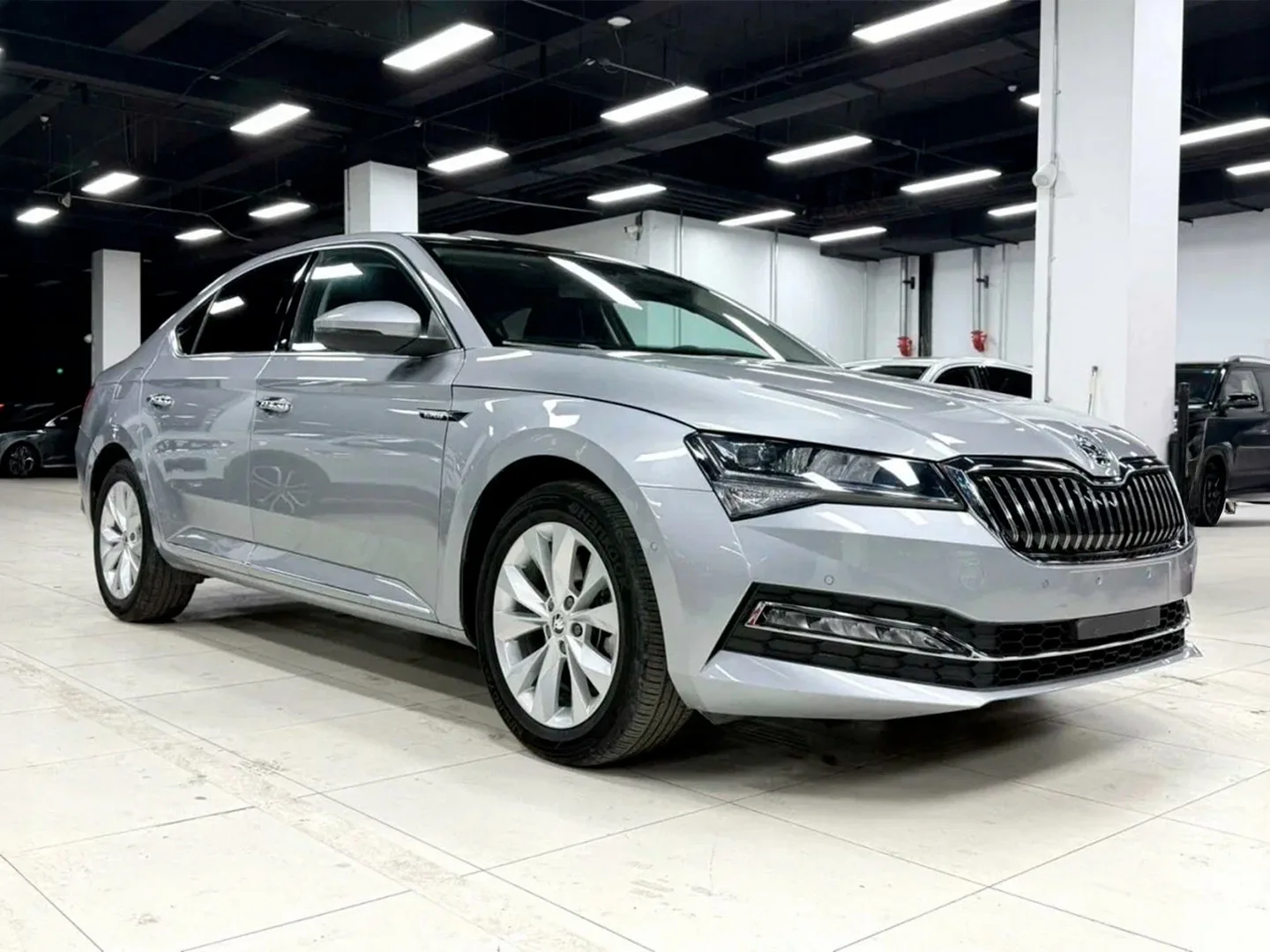 Skoda Superb TSI280 Comfort Edition из Китая 🇨🇳
