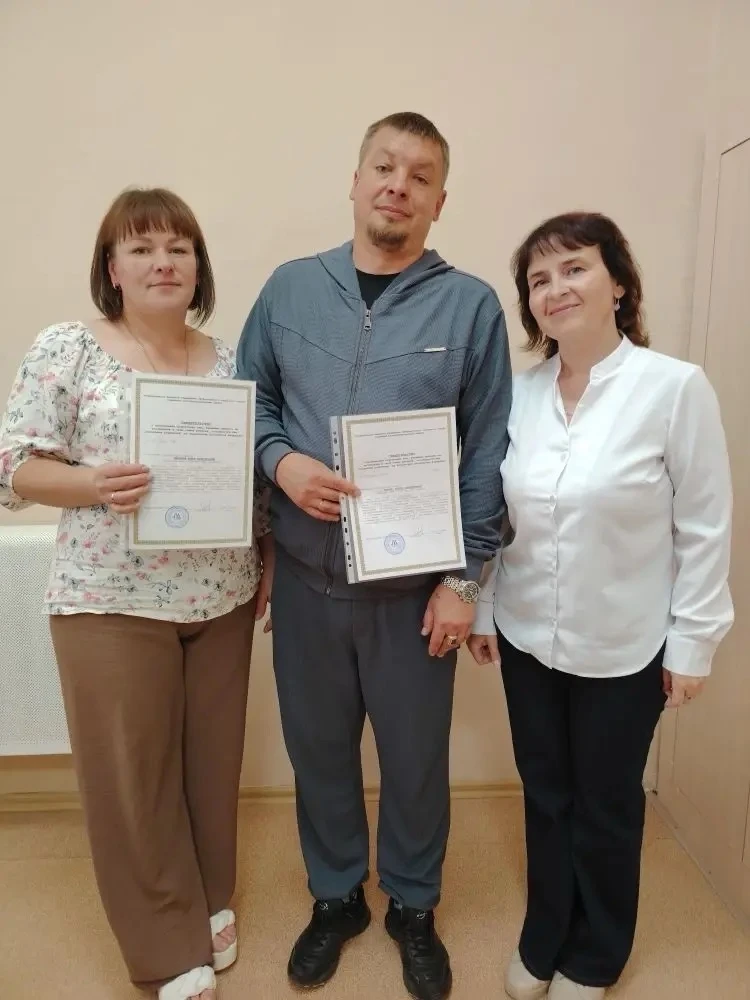 🥳11 июня завершилась подготовка очередной группы Школы приёмных родителей! 🥳

Поздравляем наших вы