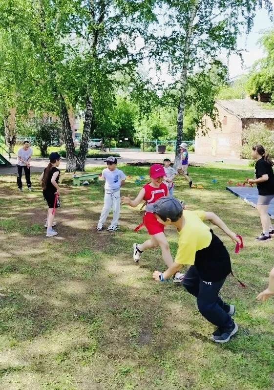 Спортивные соревнования в лагере «Солнышко»
  
🌞Каждый день в пришкольном лагере «Солнышко» разнооб