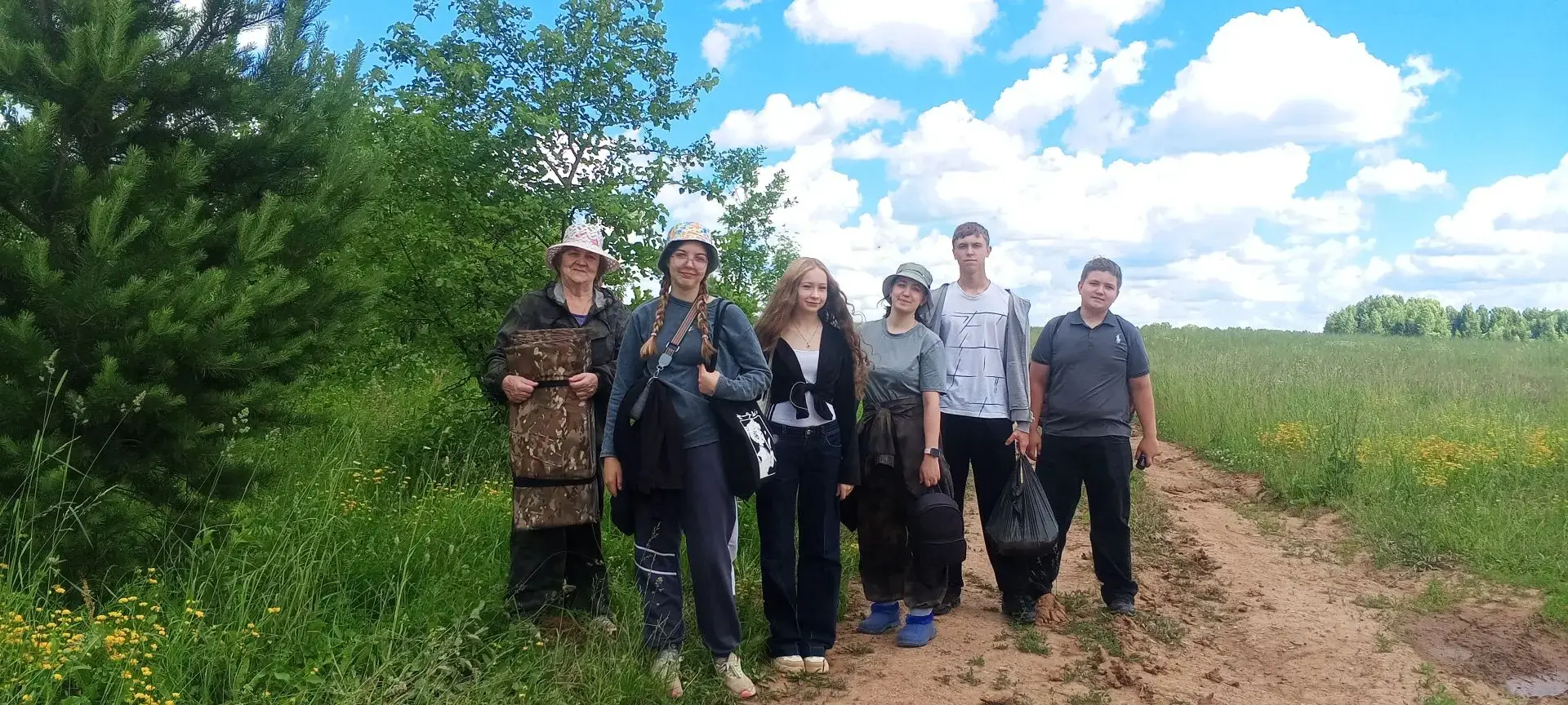 Поход! Какое заманчивое слово! Оно ассоциируется с палаткой🏕️, рюкзаком, туристической едой🥫, прир
